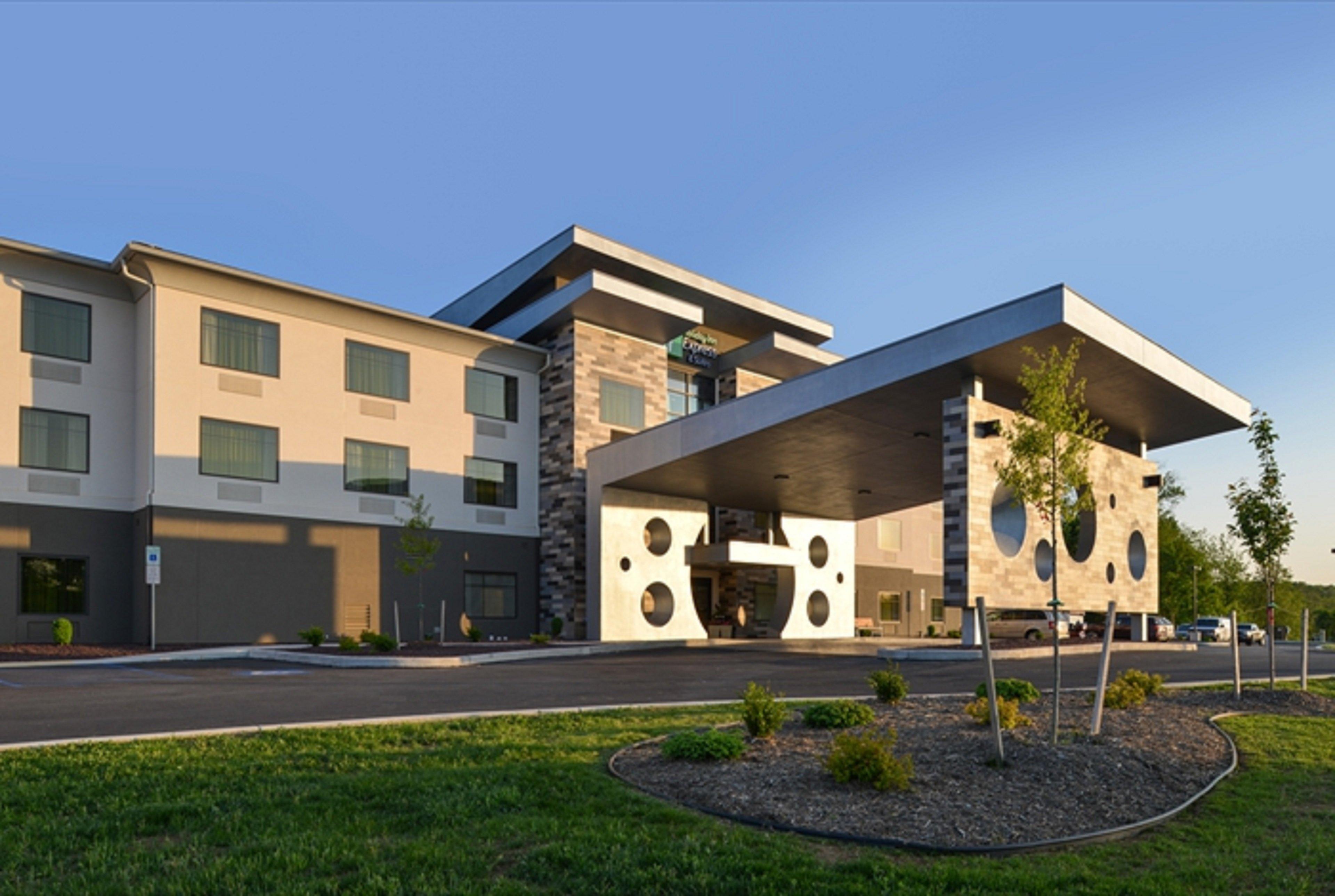 Holiday Inn Express & Suites Shippensburg By Ihg Екстериор снимка