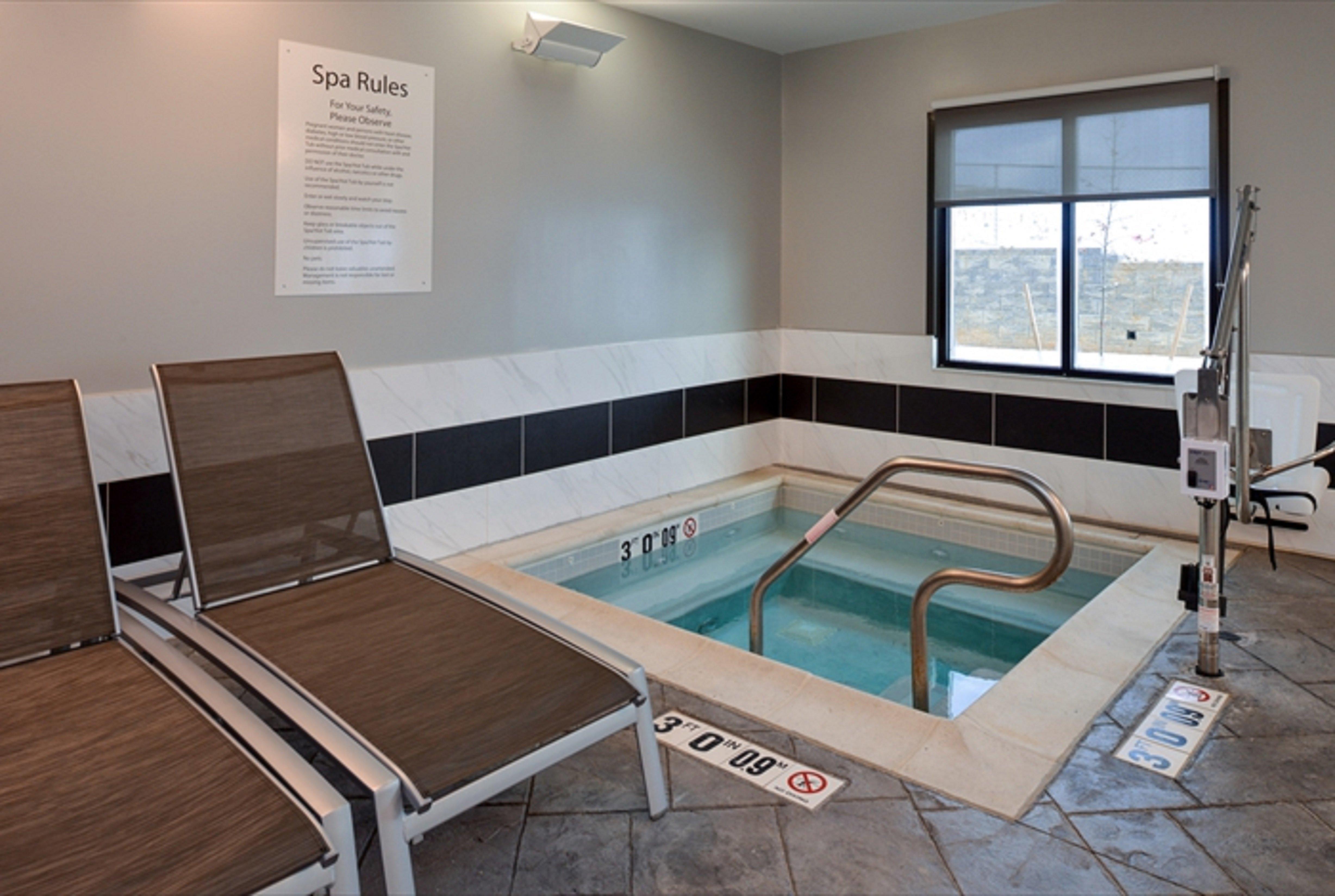 Holiday Inn Express & Suites Shippensburg By Ihg Екстериор снимка