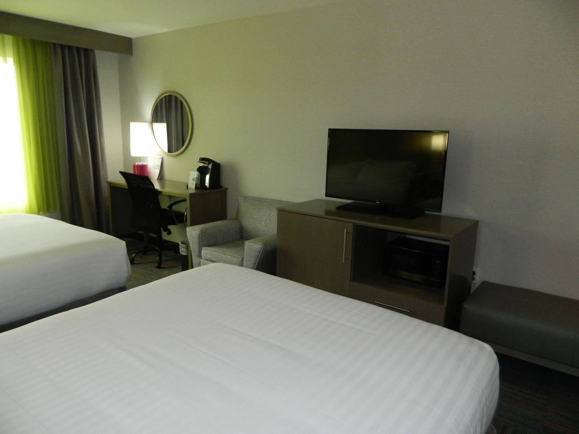 Holiday Inn Express & Suites Shippensburg By Ihg Екстериор снимка